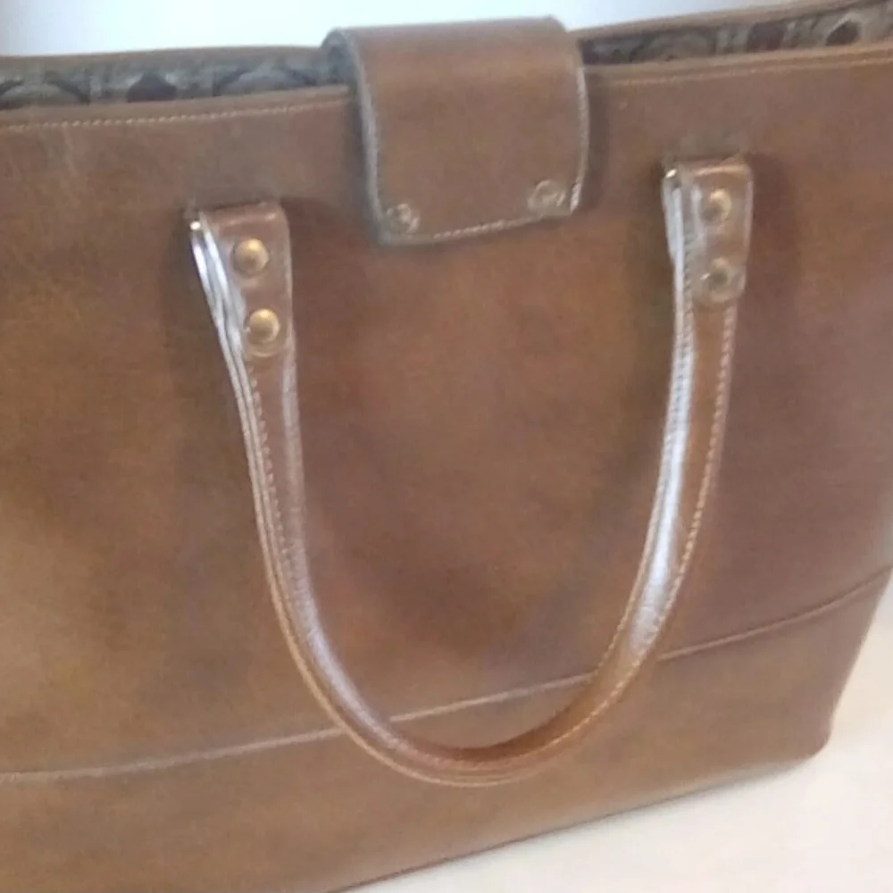 NEW LEATHER BAG BY RONAY - Picture 2 of 8